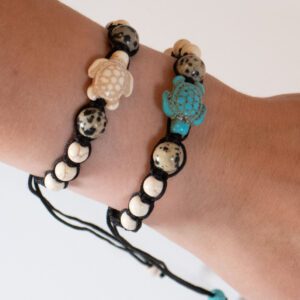 Adjustable turtle bracelet gift - friendship bracelet set