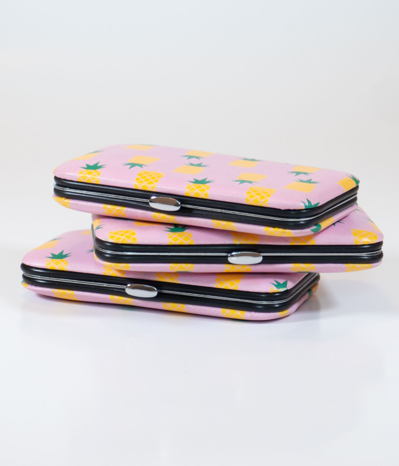 compact manicure set gift