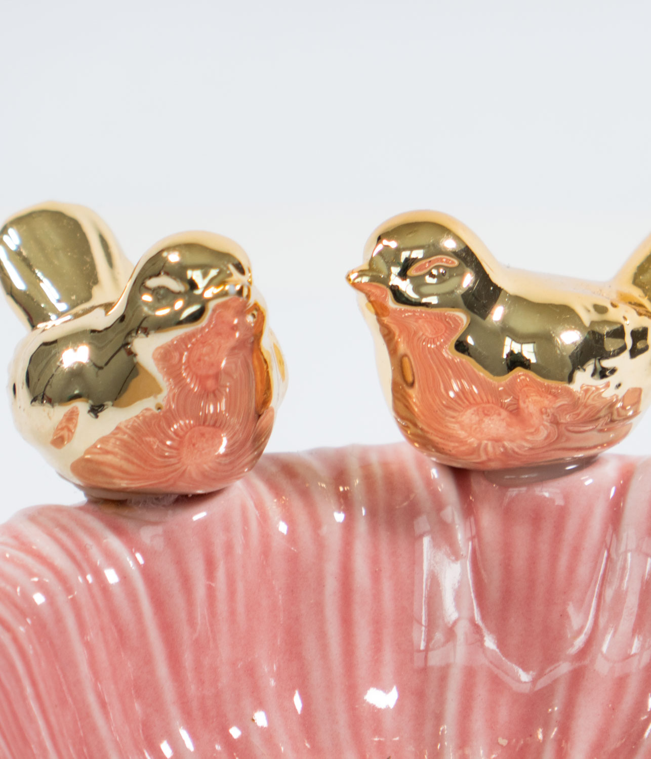 Gold bird trinket and jewelry dish gift - closeup