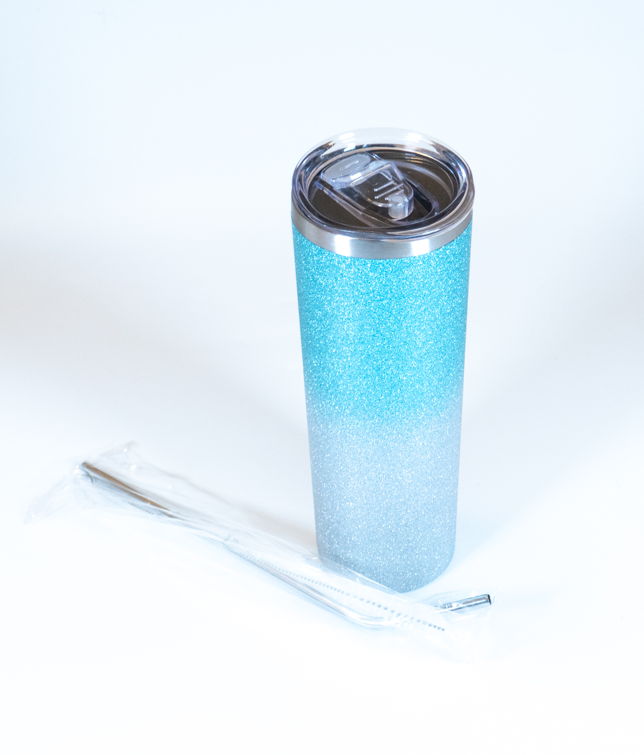 20oz Skinny Tumbler cap on