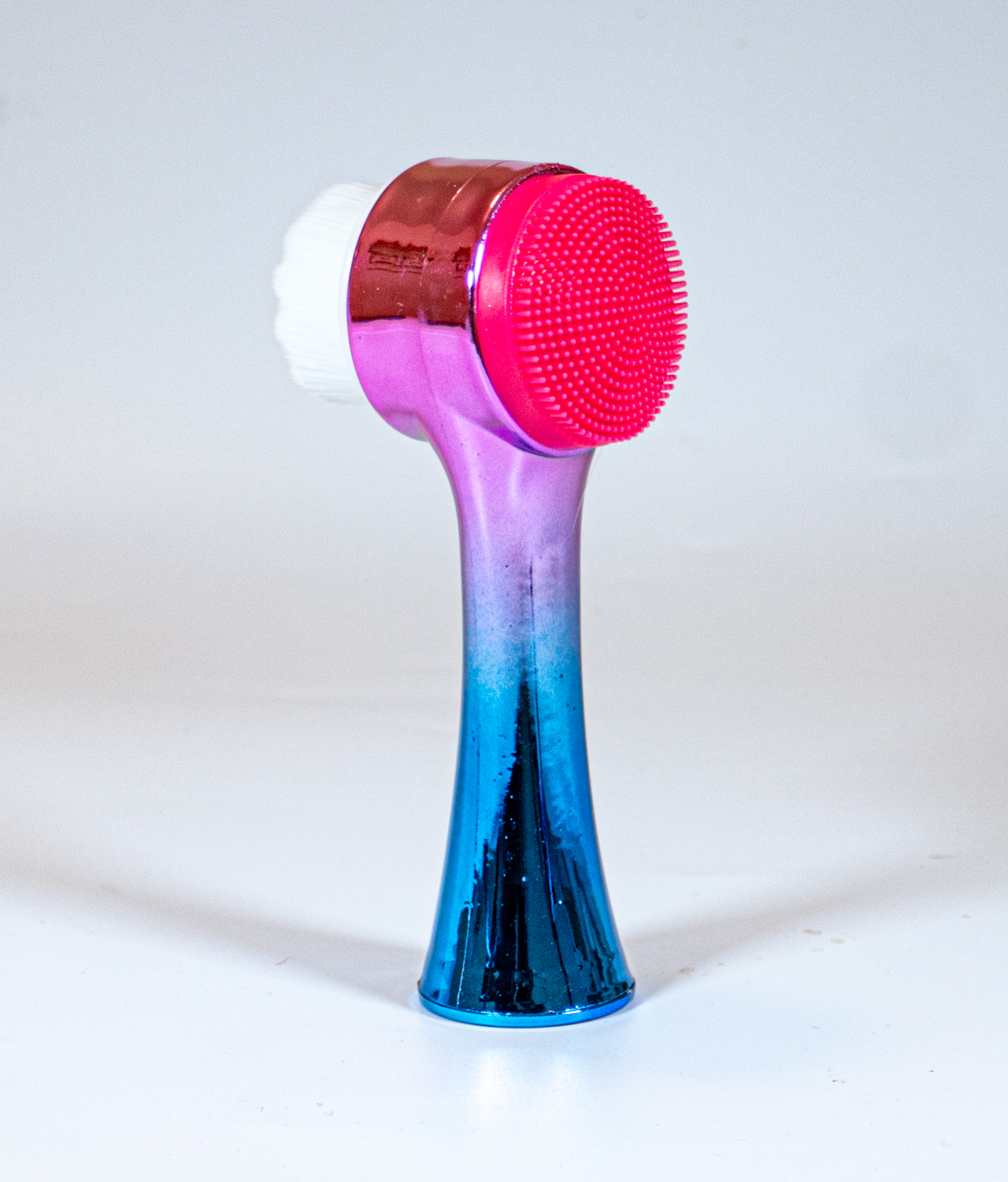 Colorful metallic face scrubber brush for exfoliating - silicon side view