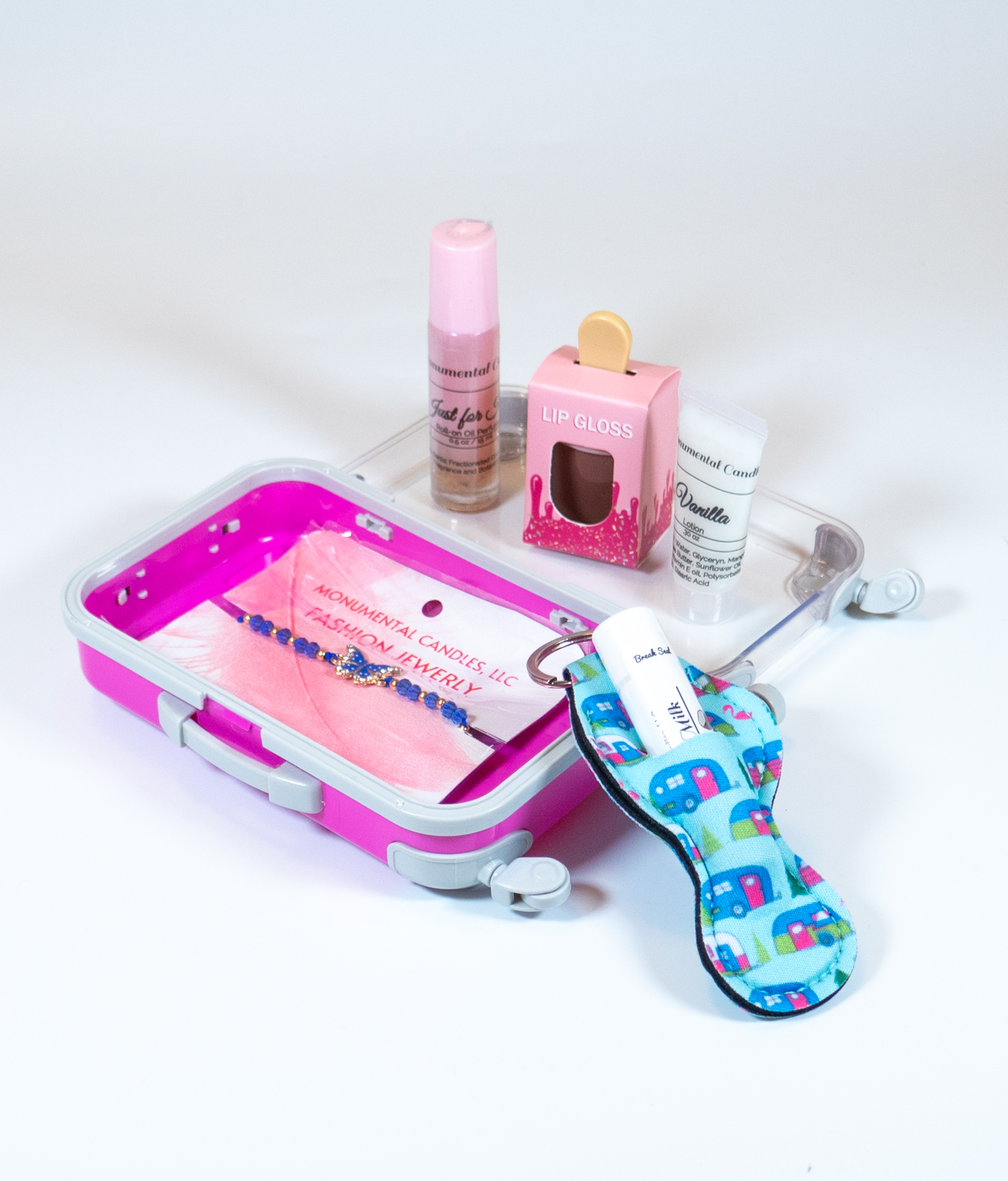 Mini suitcase with bath and body gifts for girls - open-2