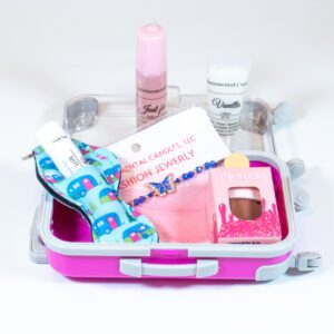 Mini suitcase with bath and body gifts for girls - open-1